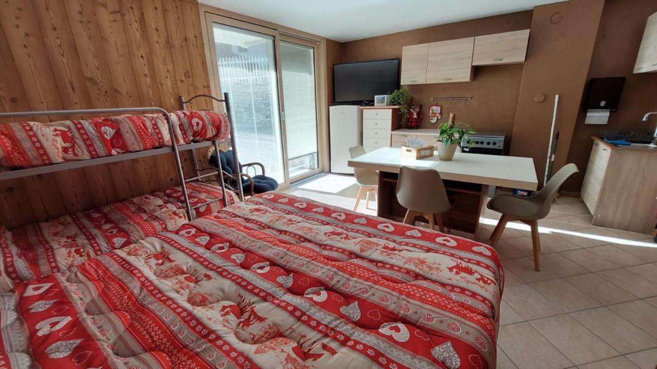 Apartamento Residenze Vezza - La Corteccia- Vezza dʼOglio Exterior foto