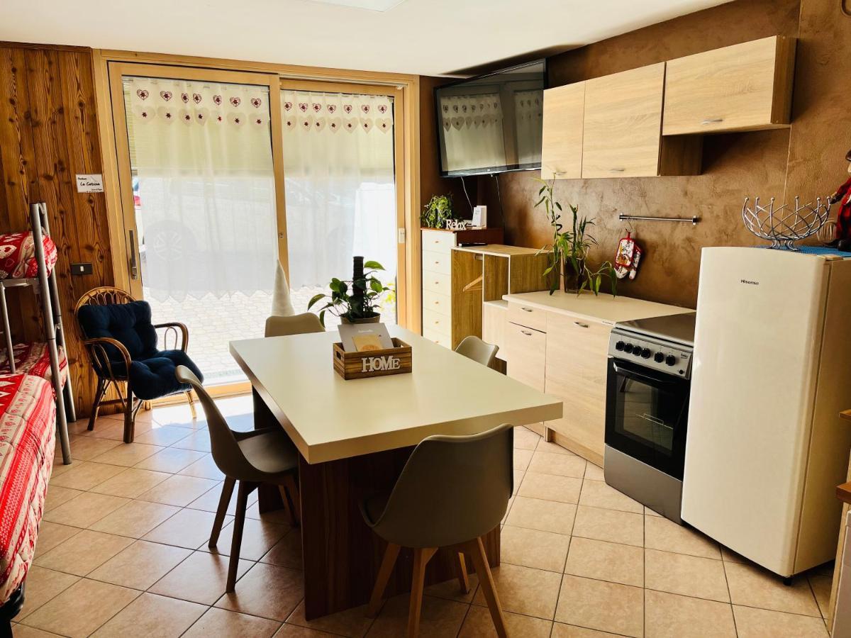 Apartamento Residenze Vezza - La Corteccia- Vezza dʼOglio Exterior foto